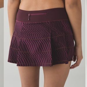 Lululemon Pace Rival Skirt II Shifted Horizon Red Grape Black / Bordeaux